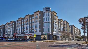 Bagian depan properti