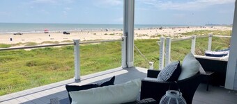 Nouvelle maison en bord de mer Galveston avec une vue imprenable sur l'océan! Meilleur emplacement de Galveston!