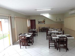 Desayuno buffet incluido todos los días