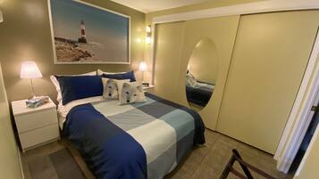 เบสิกสตูดิโอ | 1 ห้องนอน, ห้องพักตกแต่งอย่างมีเอกลักษณ์, ตกแต่งพิเศษโดยเฉพาะ, โต๊ะทำงาน