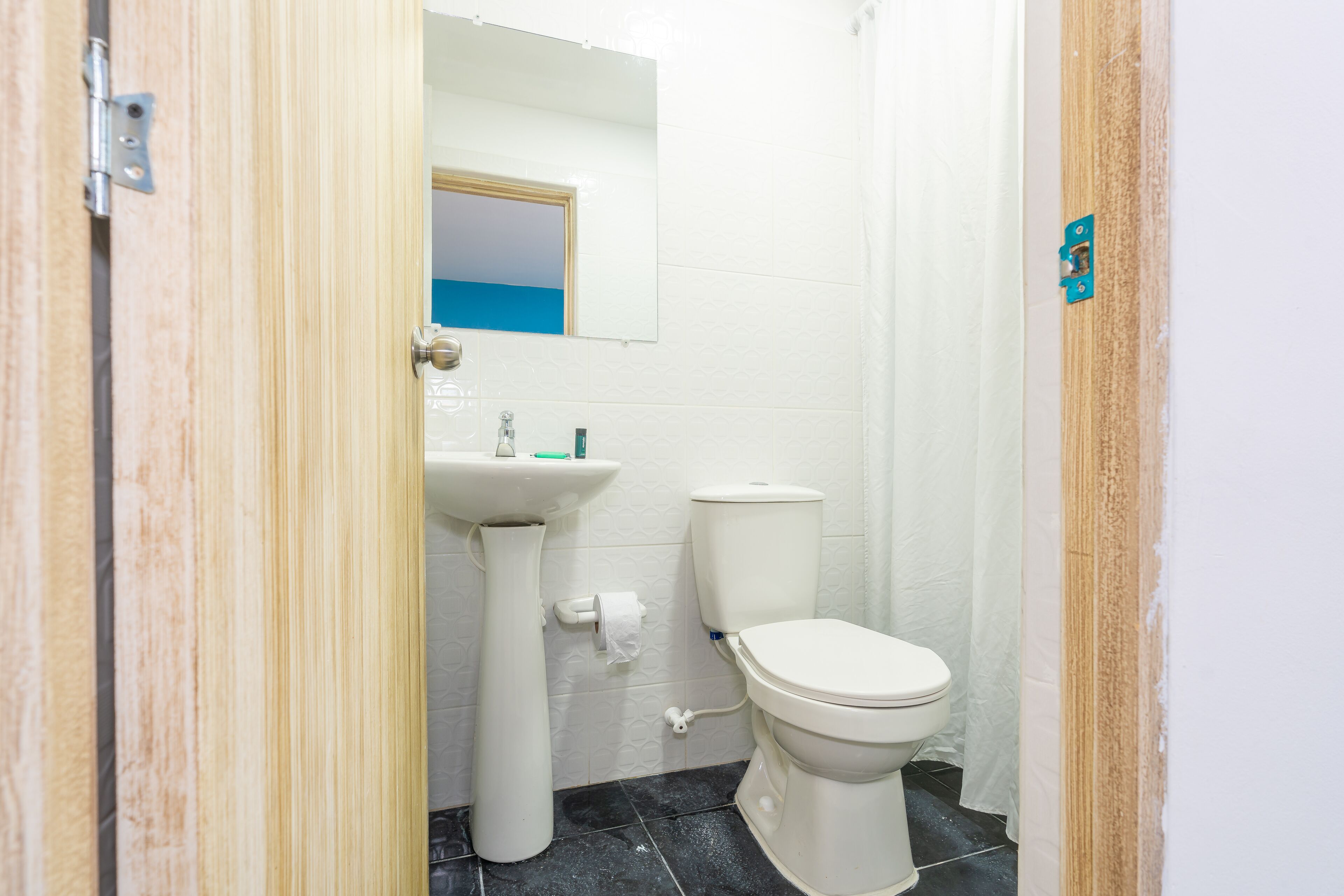 Foto - Ayenda Malaki