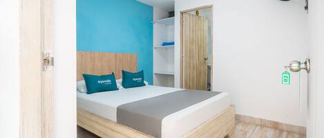 Habitació doble | Roba de llit hipoal·lergògena i wifi gratuïta