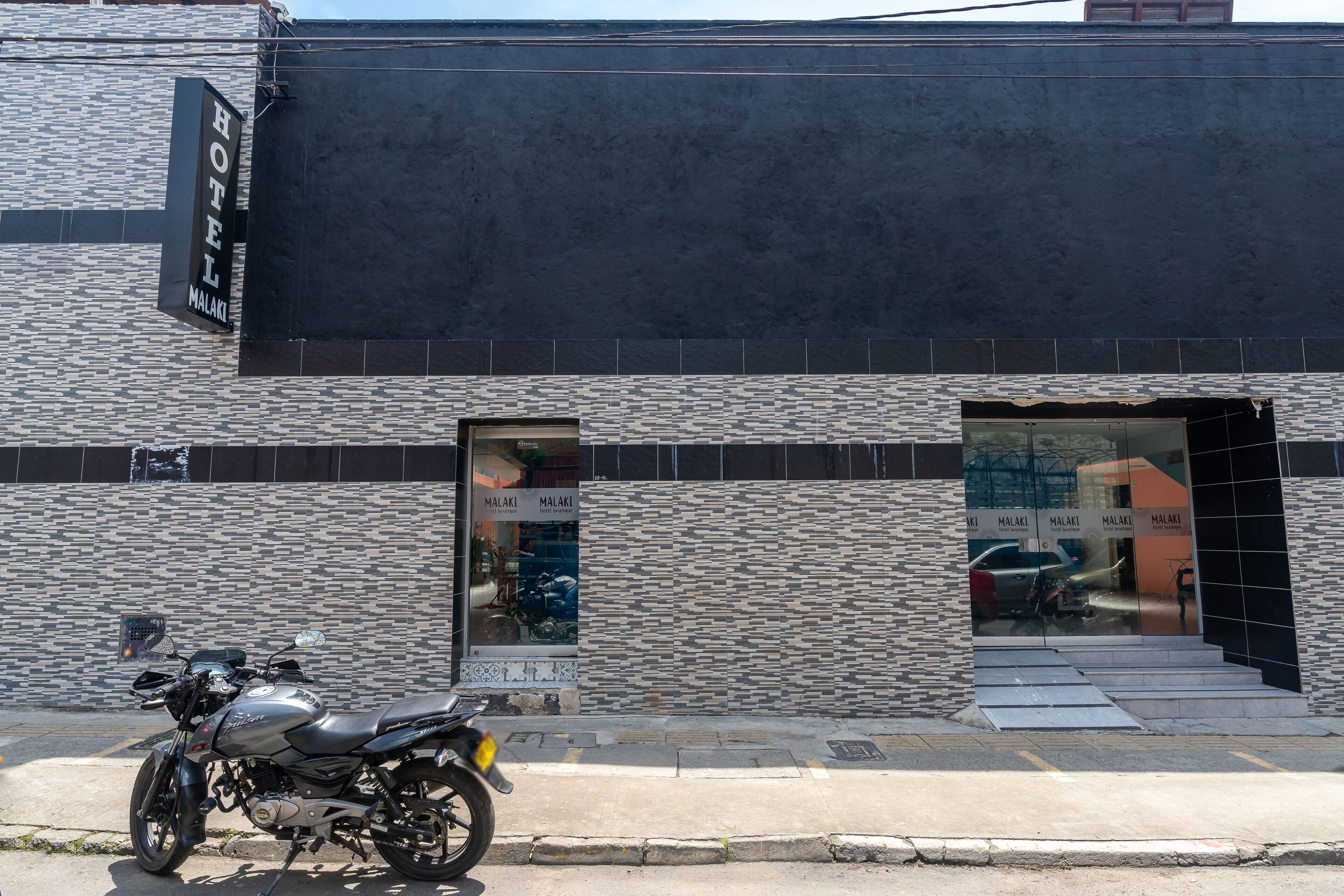 Fachada de la propiedad