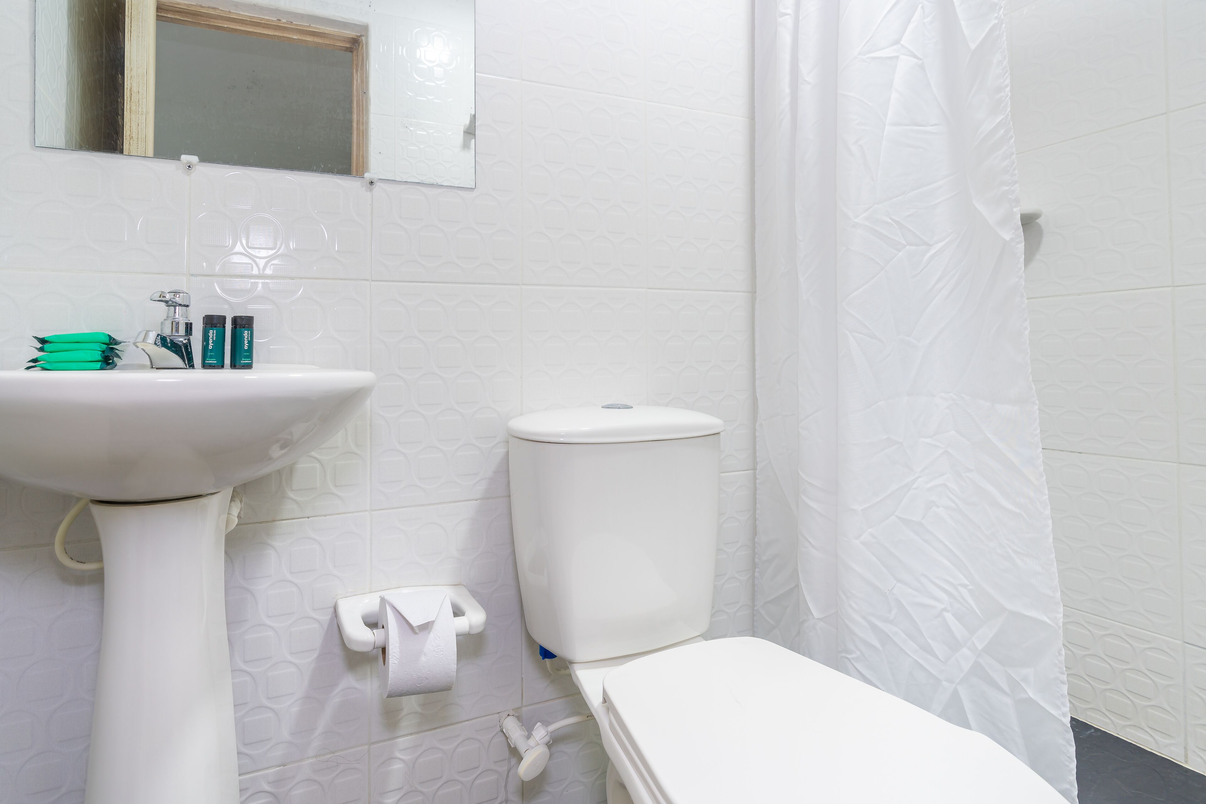 Foto - Ayenda Malaki