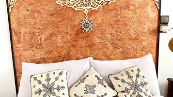 Phòng đôi cơ bản | Truy cập Internet không dây miễn phí, bộ trải giường