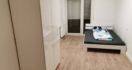 Nice Flat near Town Center & Wöhrder See