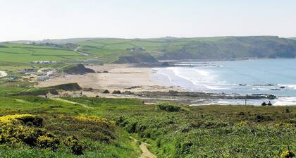 2 bedroom accommodation in Woolsery, near Bideford