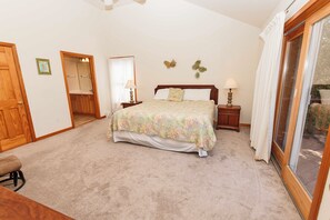 7 bedrooms, iron/ironing board, travel crib, free WiFi