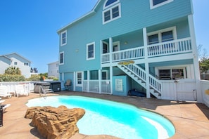 Pool - Semi-Oceanfront, Ocean Views, Private Pool, Rec Room, Hot Tub, OS5F, On Island Time (Corolla)