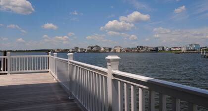 Unique & spacious house with boat docks in Tuckerton beach, NJ