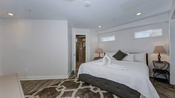 Premium bedding, iron/ironing board, free WiFi, bed sheets