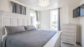 1 chambre, fer et planche Ă repasser, Wi-Fi, draps fournis