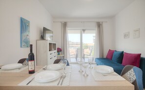 Apartment (1) | In-room dining - Guest house Djonovic (Petrovac)