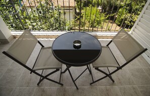 Studio Suite (2) | Balcony view