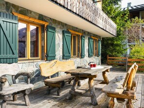 Outdoor dining - Cosy apartment for 6 guests with WIFI, TV and terrace (Châtel)