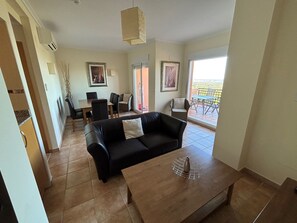 TV - Beautiful apartment with views (Pedreguer)