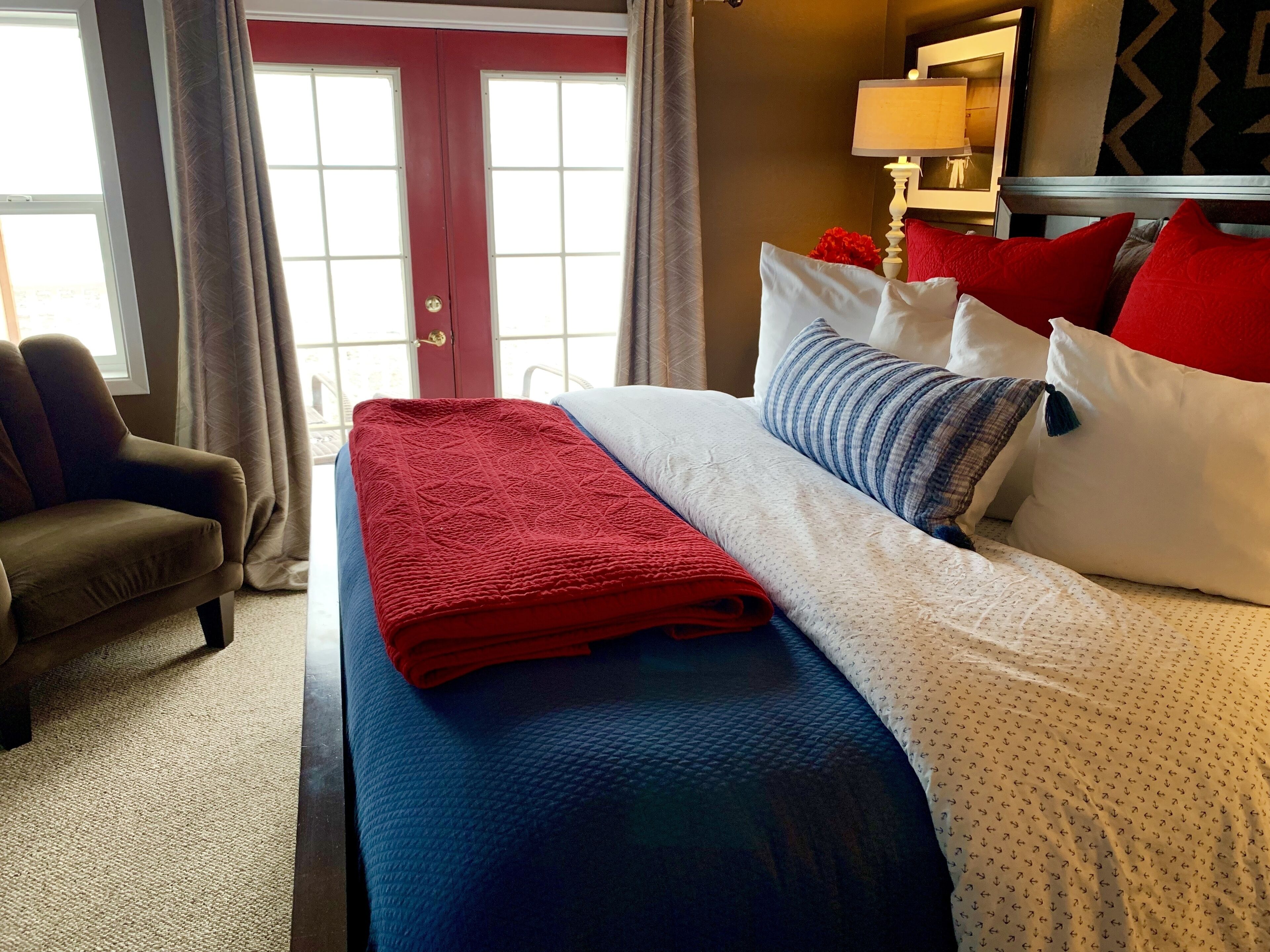 2 bedrooms, premium bedding, iron/ironing board, free WiFi