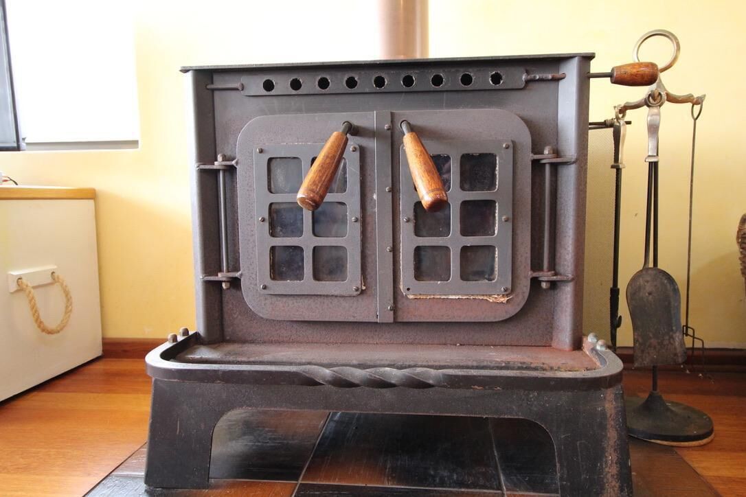 Jen’s Beach House - Jens Beach House - a short walk to the ocean — image 3