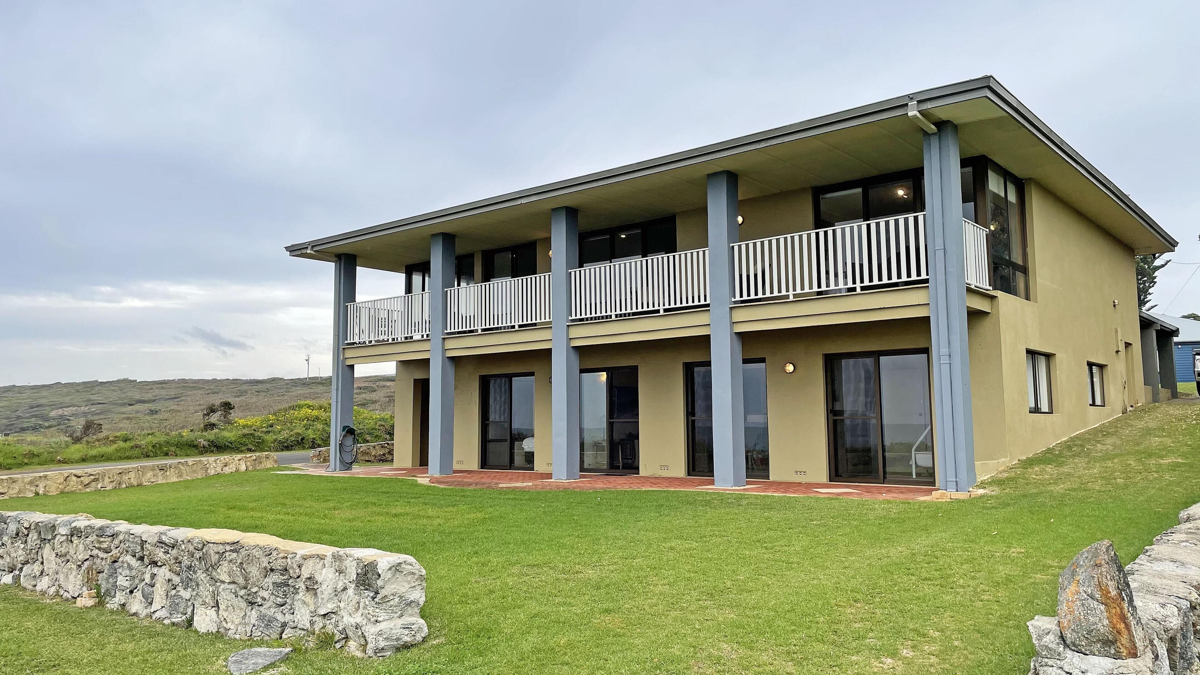 Augusta Beachfront Holiday Home - watch the whales go past or over the road for a swim - Augusta Beachfront Holiday Home — image 18