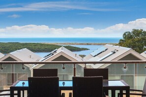 A balcony with a view of the sea, a beach, and a forest. - Seine Bay Apartment (2 Bedrooms) modern accommodation in the townsite - Seine Bay Apartment (2 Bedrooms) (Augusta)
