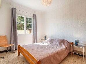 2 slaapkamers, reisbedje, gratis wifi