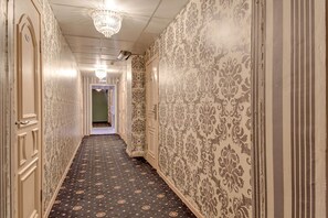 Hallway - Moscow Avtozavodskaya Apartments (Moscow)