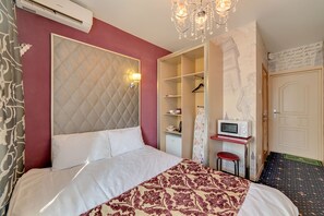 Estúdio design | Escrivaninha, espaço de trabalho para notebook