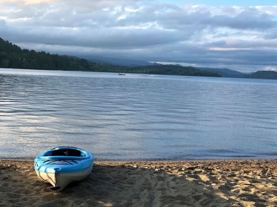 Private 100' Beach & Dock - Kayaks, SUP - Modern Amenities, Gorgeous View!