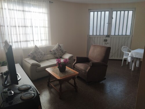 Beautiful location near the airport