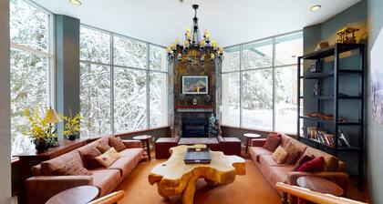 Woodrun Lodge by Whistler Premier