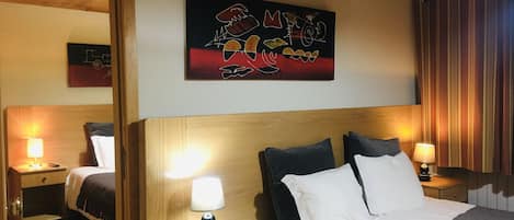 9 quartos, Wi-Fi, roupa de cama