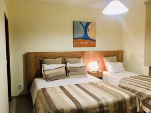 9 habitaciones, wifi y ropa de cama 