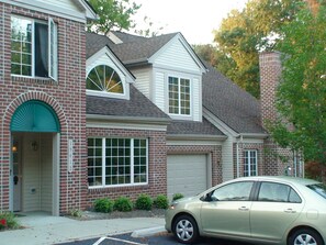 Exterior - a CCCCCCC (Clean, Clear, Cool, Convenient, Comfortable, Calm, Cousy) Guest room (Silver Spring)