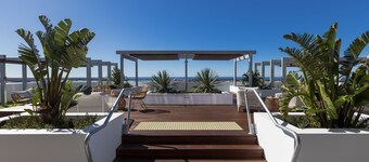 Sky Broadwater Apartments