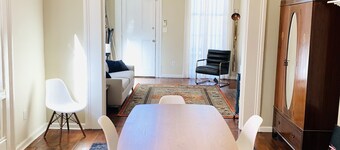 Spacious home -  4 Blocks to Streetcar and St. Charles