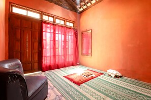 Interior - Iran Homestay (Kokap)