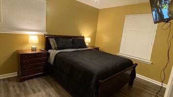 3 Schlafzimmer, Bügeleisen/Bügelbrett, WLAN, Bettwäsche