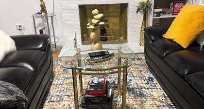 3-bedroom house in perfect location nearBraintree Mall