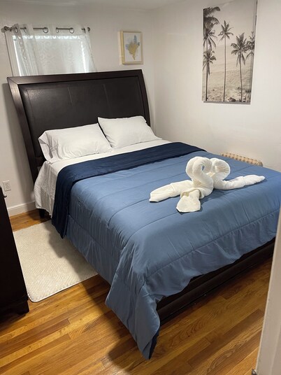 3-bedroom house in perfect  location nearBraintree Mall