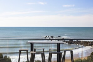 Apartment, 3 Schlafzimmer | Blick vom Balkon
