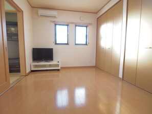 1 bedroom, free WiFi, bed sheets - Okazaki House up to 8 People (Okazaki)