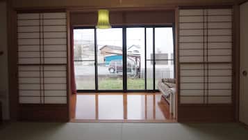 Private Vacation Home | 1 bedroom, desk, iron/ironing board, free WiFi