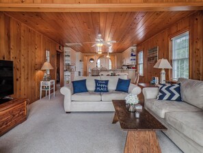 Smart TV, DVD player - A Charm of Finches | Pet Friendly + Oceanfront! (Topsail Beach)