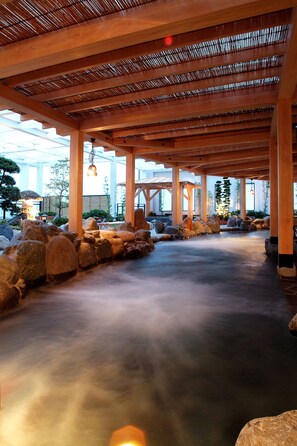 Hot springs - Yokohama Minamimirai Manyo-Club (Yokohama)