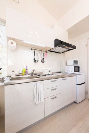 디럭스 스위트, 침실 2개 (2nd Floor) | 전용 간이 주방 | 냉장고, 전자레인지, 쿡탑, 전기 주전자