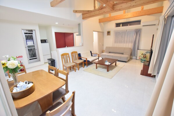 Casa (Private Vacation Home) | Interior