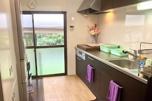 日式独立别墅, 4 间卧室, 冰箱和微波炉, 山景 (Private villa,Max 16guests,Mitsuba) | 私人厨房