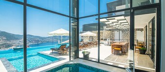 Villa Unlimited Duo, luxury 6 bedroom villa