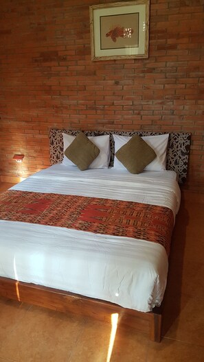 Habitación Deluxe | Escritorio, wifi gratis, ropa de cama