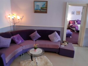 Apartment, 2 Bedrooms | Living area